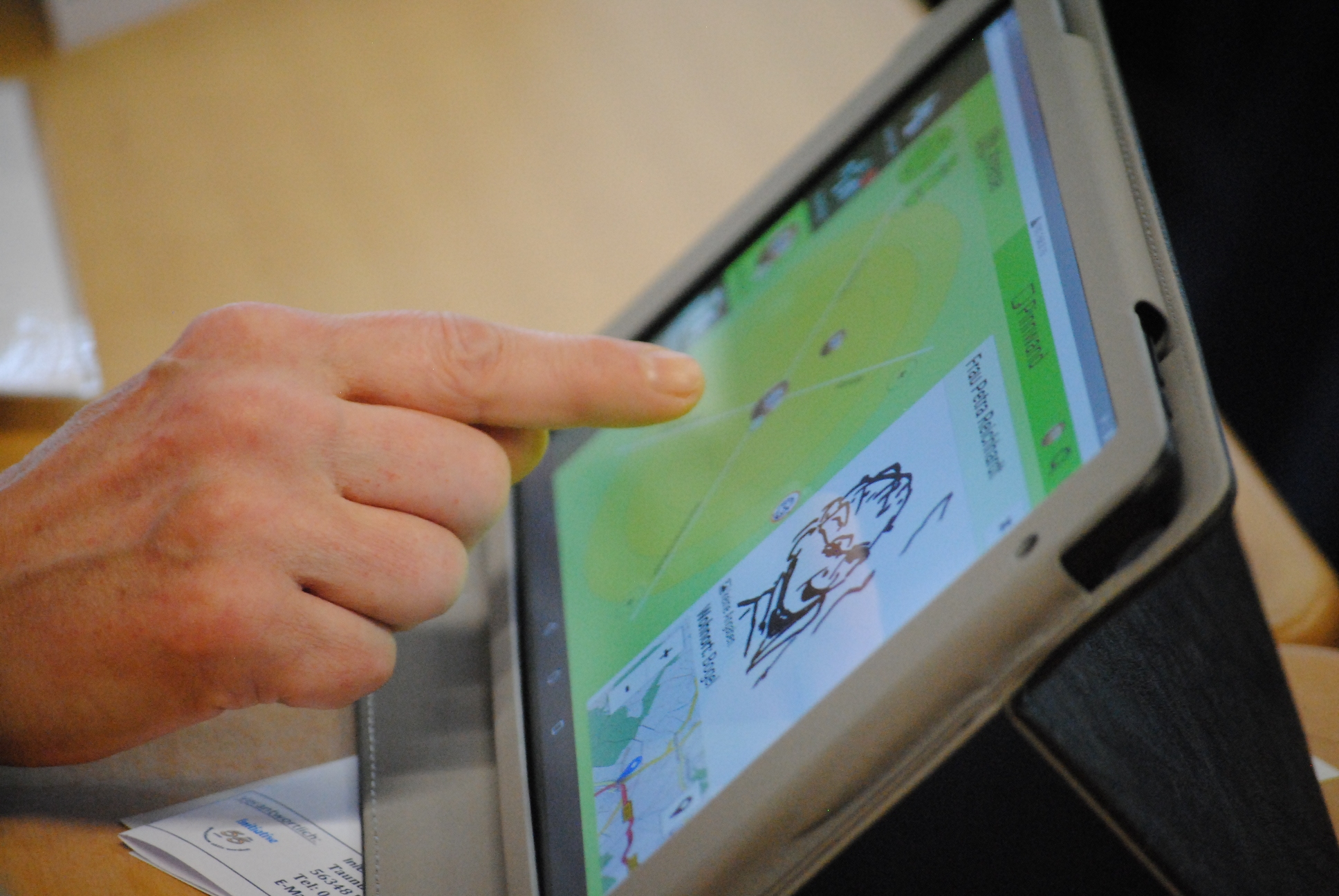 A i55App240117Finger becrima 